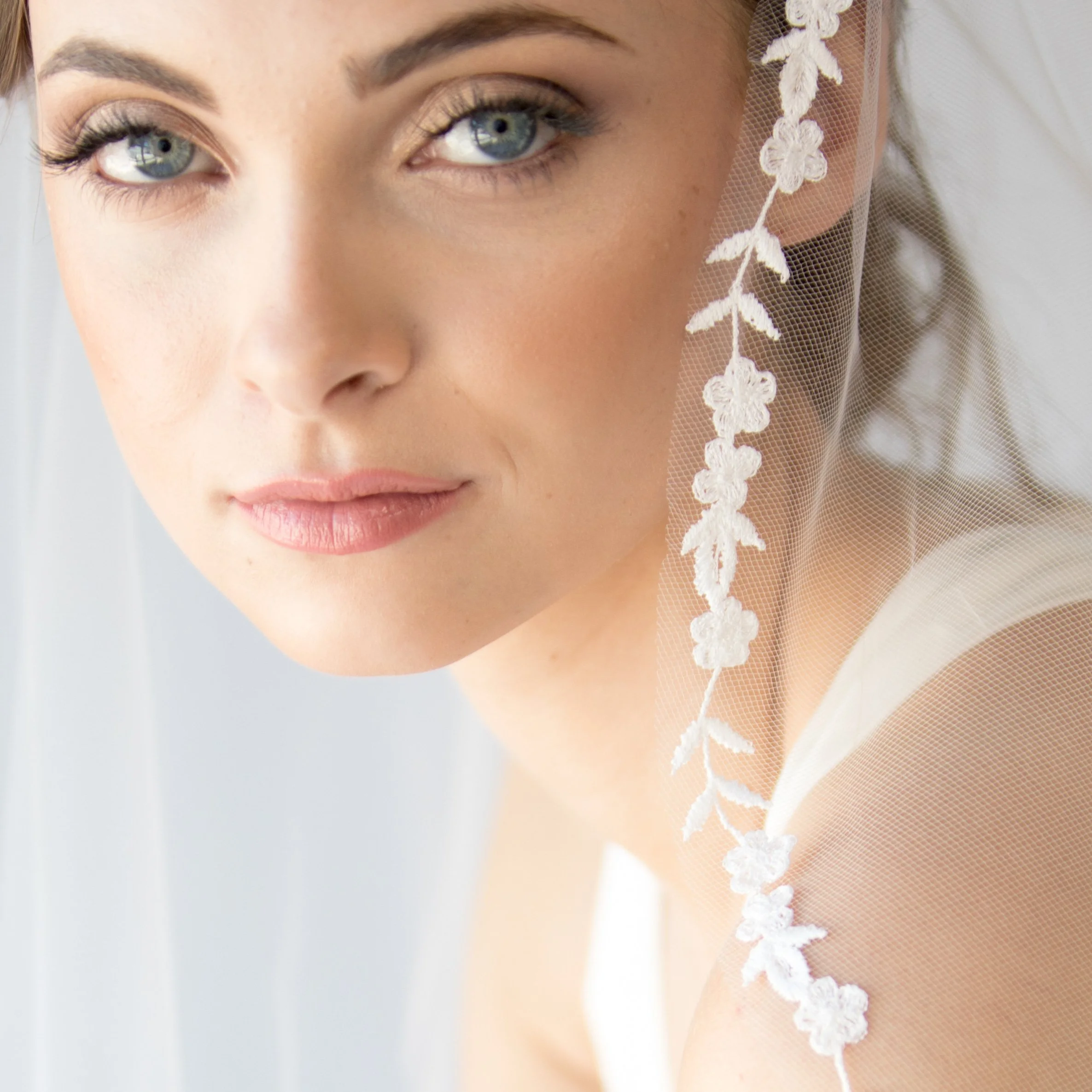 Embroidery lace mantilla fingertip style Victoria bridal veil by